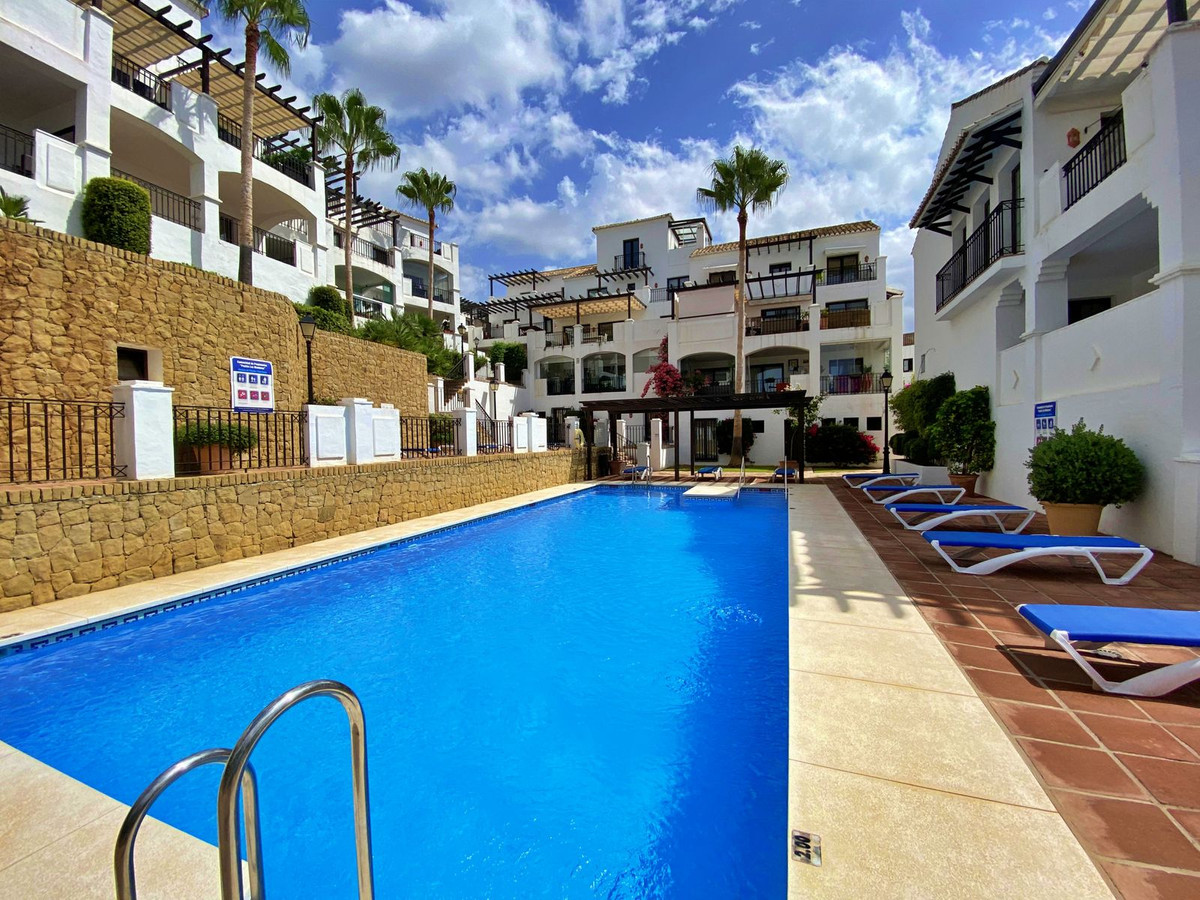 Aticos de 4 dormitorios en venta en Altos de los Monteros – R5024350 Aticos de 4 dormitorios en venta en Altos de los Monteros – R5024350