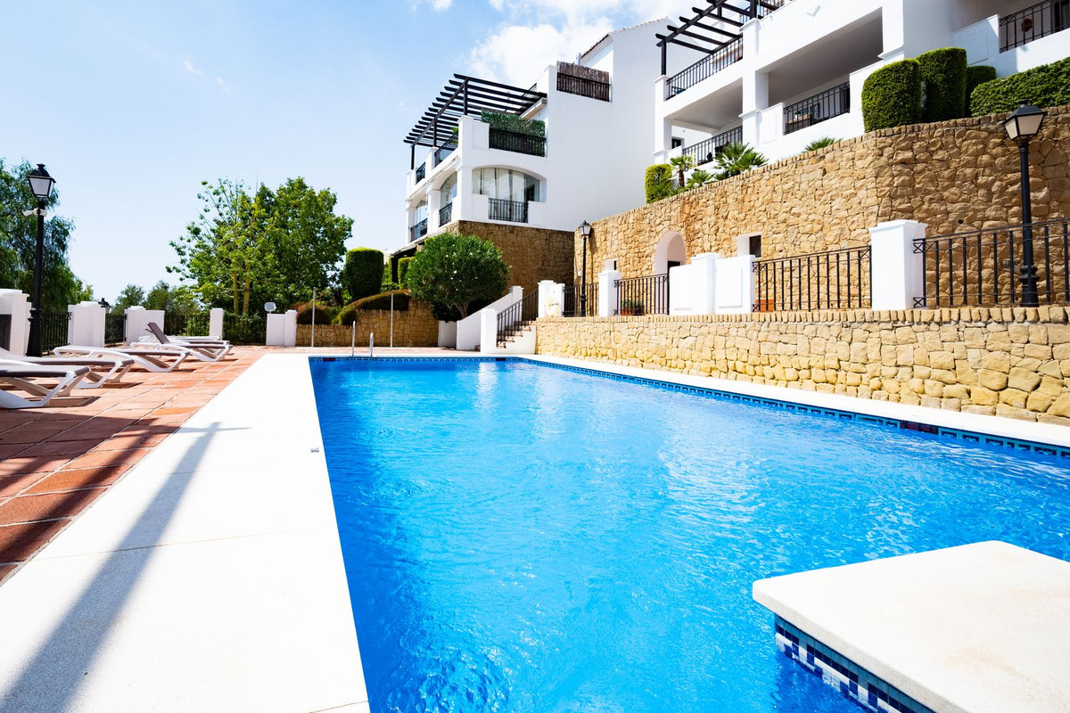 Aticos de 4 dormitorios en venta en Altos de los Monteros – R5024350 Aticos de 4 dormitorios en venta en Altos de los Monteros – R5024350