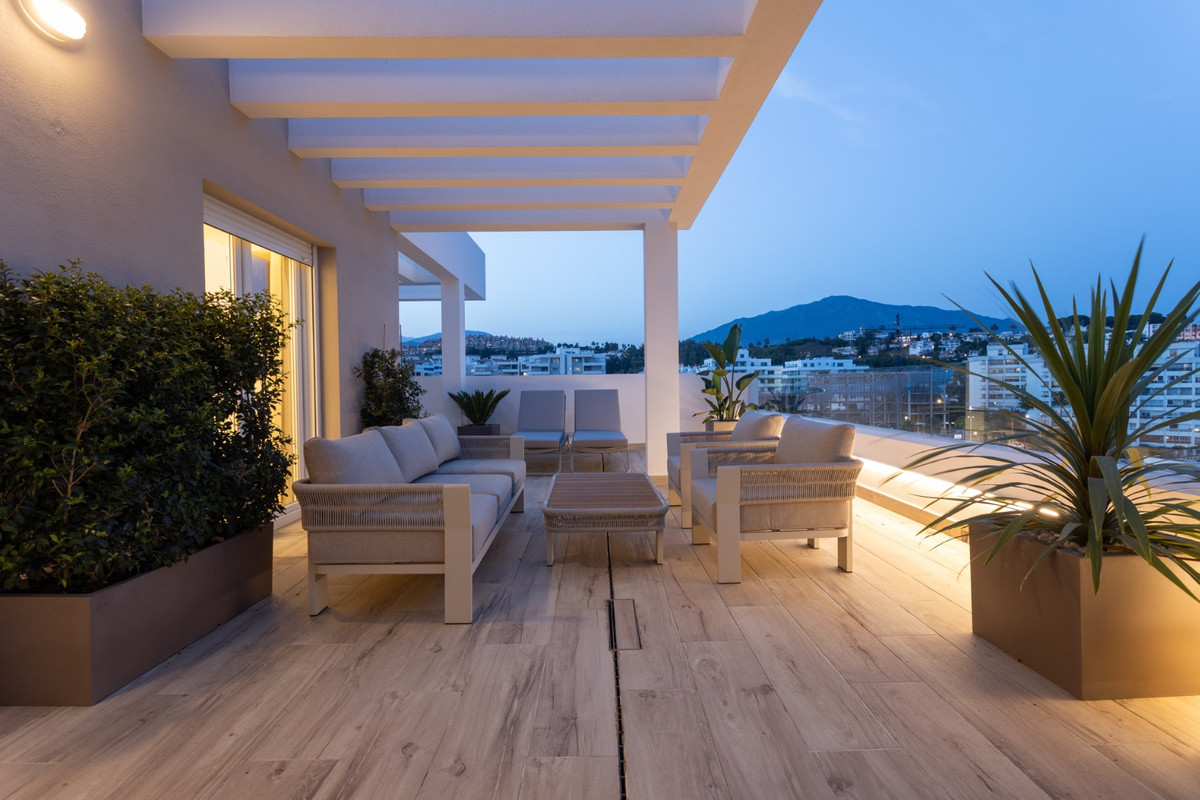Apartamentos de 4 dormitorios en venta en Nueva Andalucía – R5107096 Apartamentos de 4 dormitorios en venta en Nueva Andalucía – R5107096