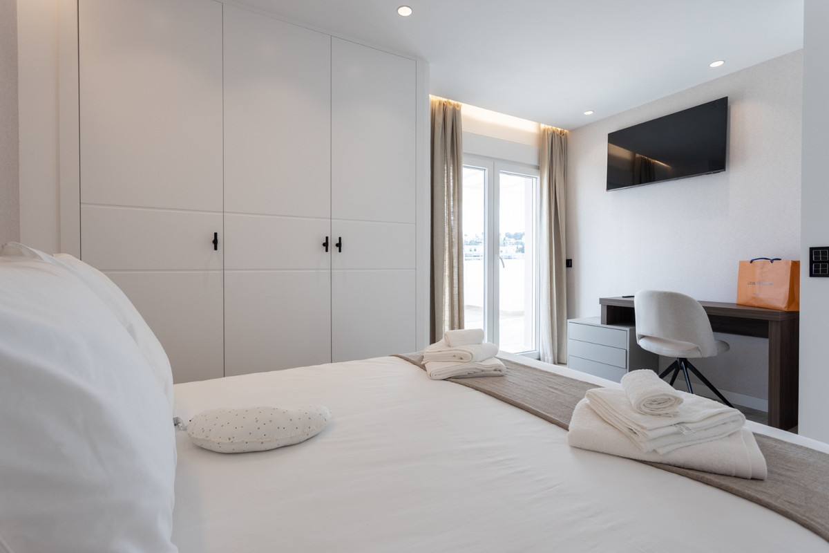 Apartamentos de 4 dormitorios en venta en Nueva Andalucía – R5107096 Apartamentos de 4 dormitorios en venta en Nueva Andalucía – R5107096