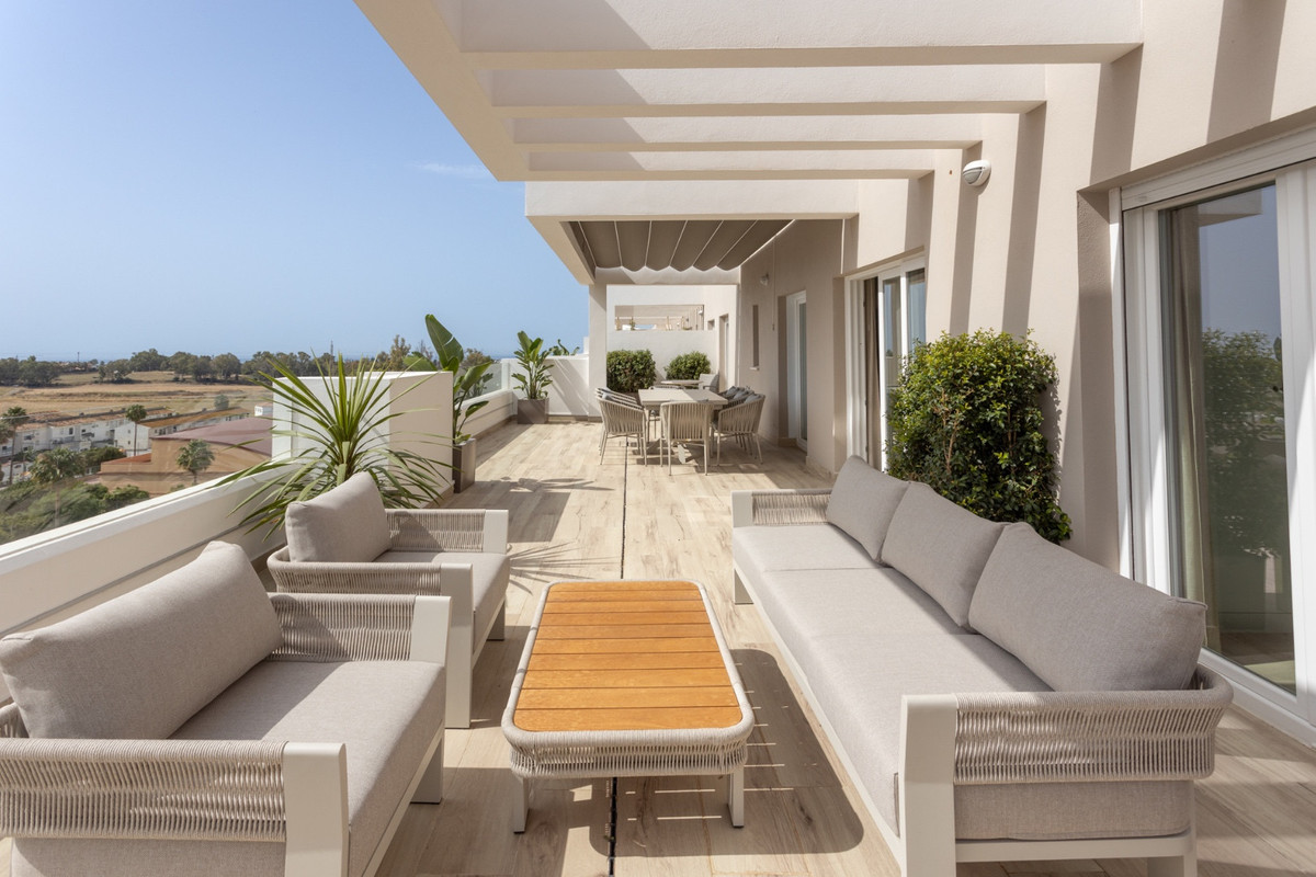 Apartamentos de 4 dormitorios en venta en Nueva Andalucía – R5107096 Apartamentos de 4 dormitorios en venta en Nueva Andalucía – R5107096