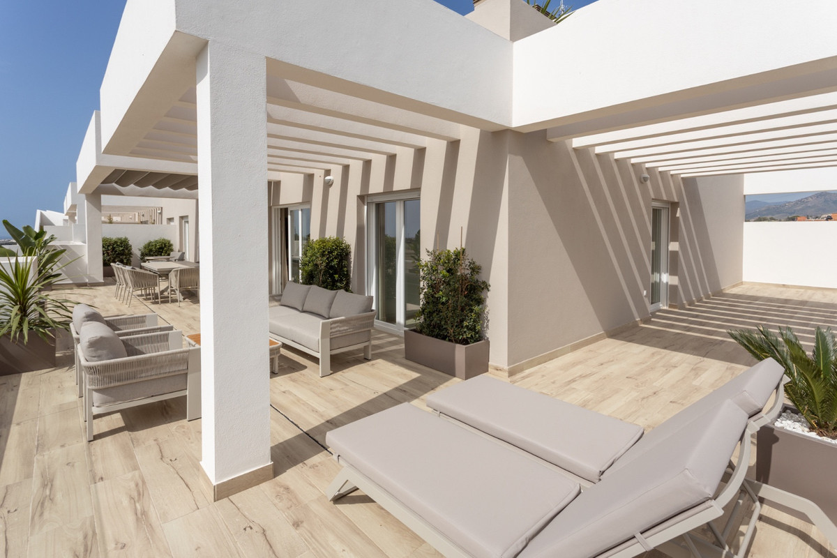 Apartamentos de 4 dormitorios en venta en Nueva Andalucía – R5107096 Apartamentos de 4 dormitorios en venta en Nueva Andalucía – R5107096