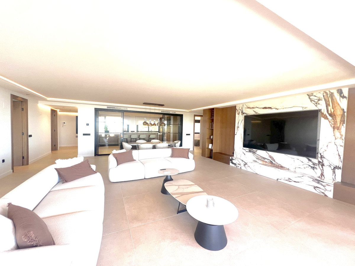 Apartamentos de 3 dormitorios en venta en Nueva Andalucía – R5234458 Apartamentos de 3 dormitorios en venta en Nueva Andalucía – R5234458