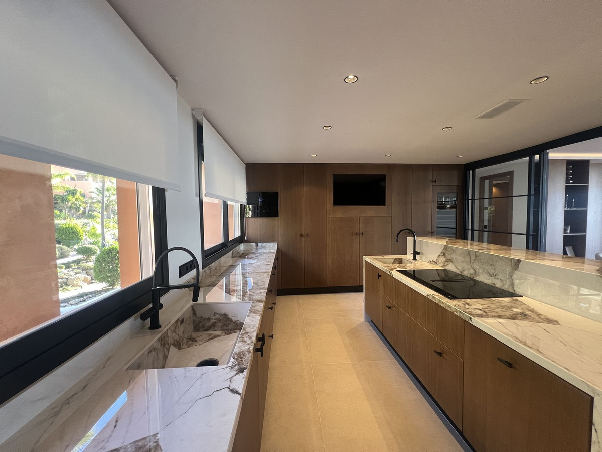 Apartamentos de 3 dormitorios en venta en Nueva Andalucía – R5234458 Apartamentos de 3 dormitorios en venta en Nueva Andalucía – R5234458