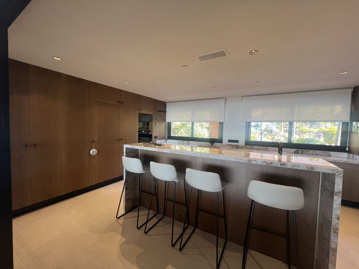 Apartamentos de 3 dormitorios en venta en Nueva Andalucía – R5234458 Apartamentos de 3 dormitorios en venta en Nueva Andalucía – R5234458