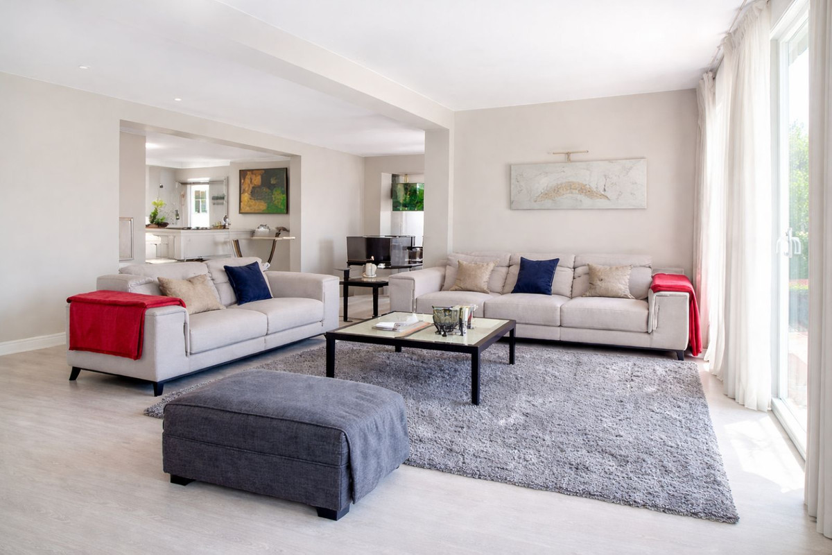6 bedroom Villas for sale in Marbella – R5324446 6 bedroom Villas for sale in Marbella – R5324446