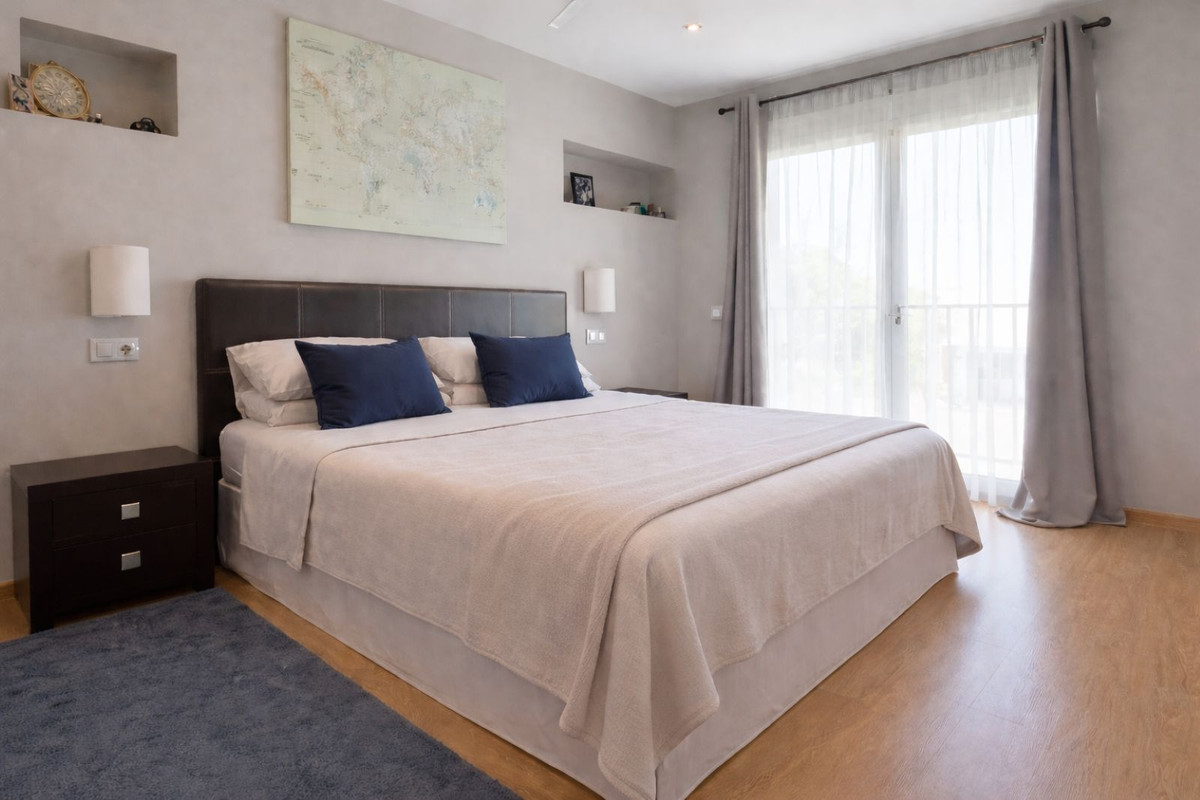 6 bedroom Villas for sale in Marbella – R5324446 6 bedroom Villas for sale in Marbella – R5324446