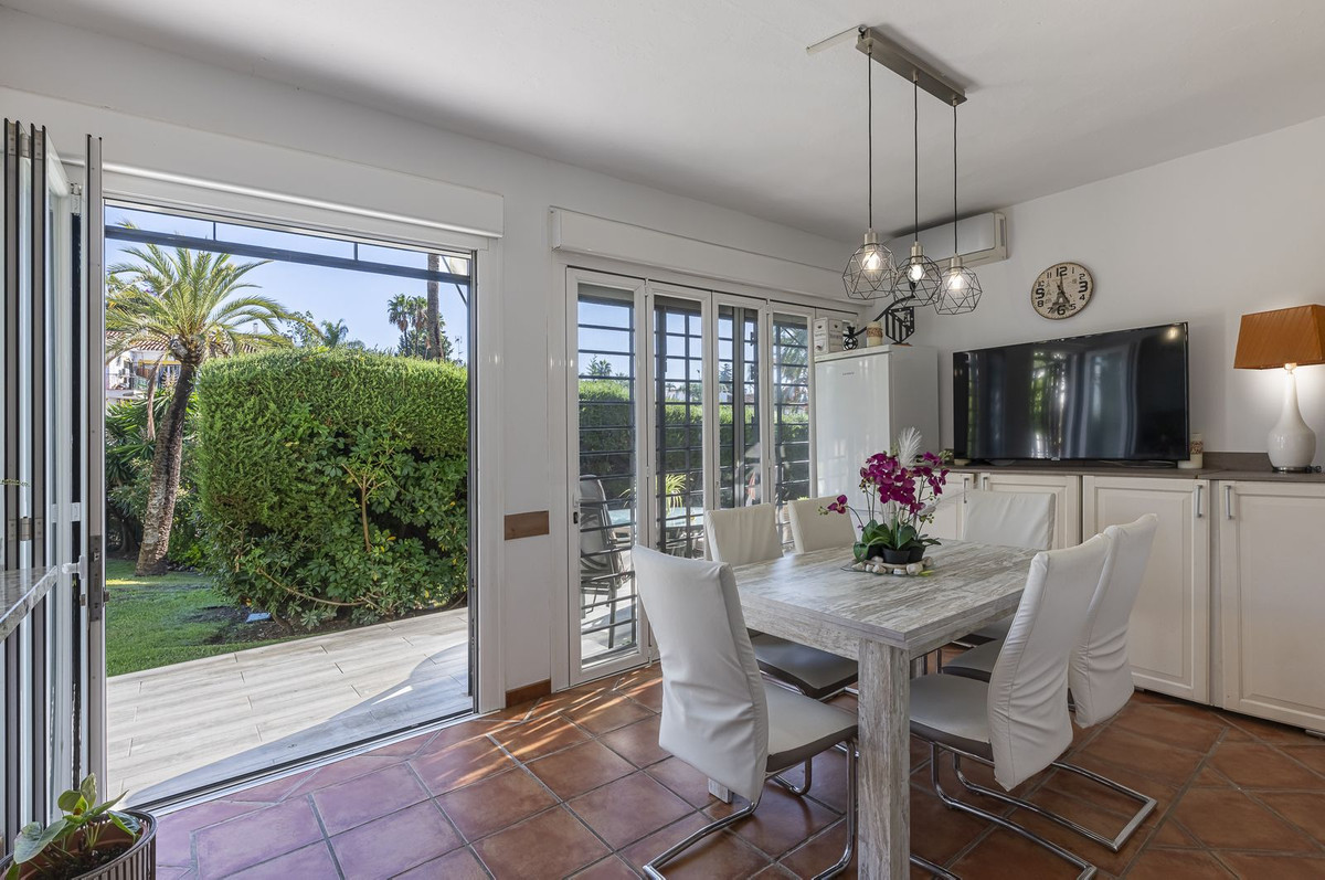 Apartamentos de 3 dormitorios en venta en Nueva Andaluc�a – R5196880 Apartamentos de 3 dormitorios en venta en Nueva Andaluc�a – R5196880