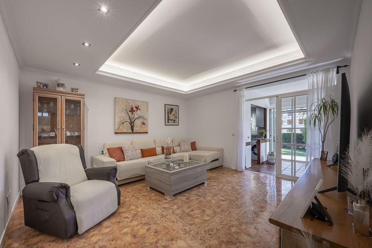 Apartamentos de 3 dormitorios en venta en Nueva Andaluc�a – R5196880 Apartamentos de 3 dormitorios en venta en Nueva Andaluc�a – R5196880