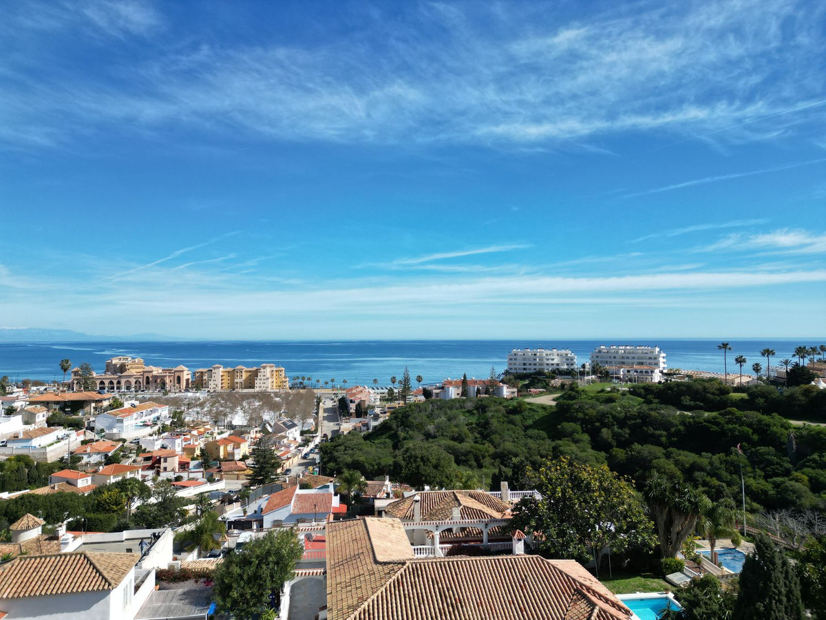 Villas de 6 dormitorios en venta en Mijas – R5078149 Villas de 6 dormitorios en venta en Mijas – R5078149