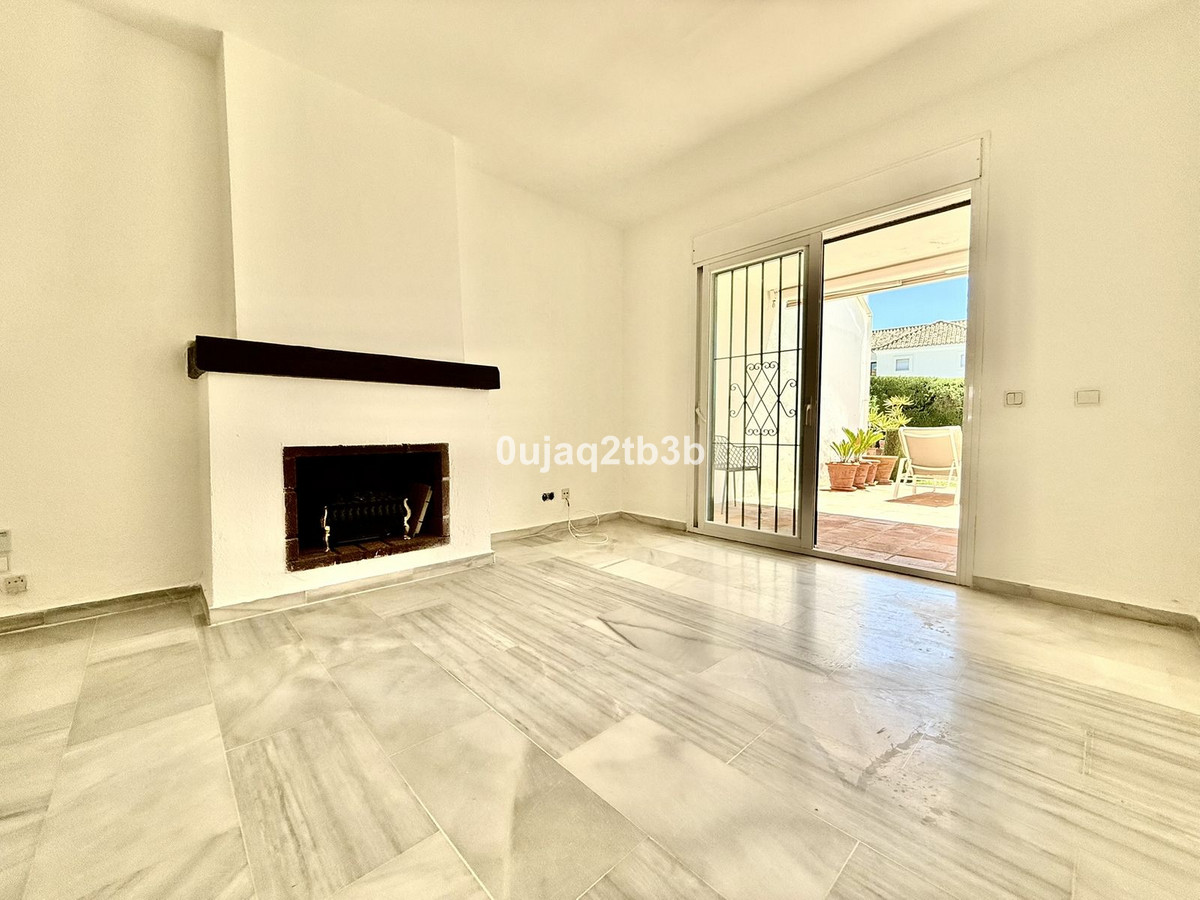 Apartamentos de 2 dormitorios en venta en Nueva Andaluc�a – R5350471 Apartamentos de 2 dormitorios en venta en Nueva Andaluc�a – R5350471