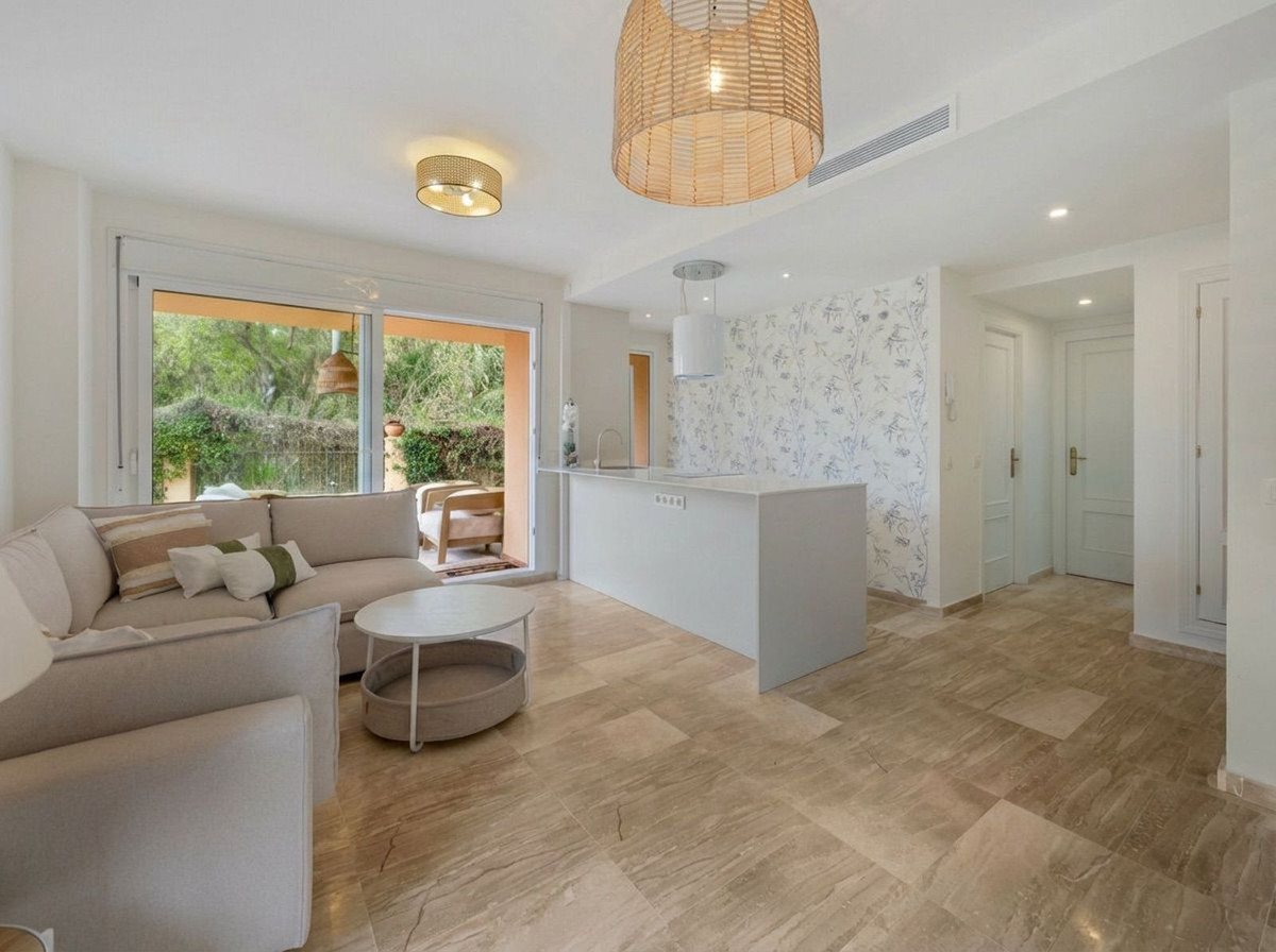 2 bedroom Apartments for sale in Las Chapas – R5382007 2 bedroom Apartments for sale in Las Chapas – R5382007