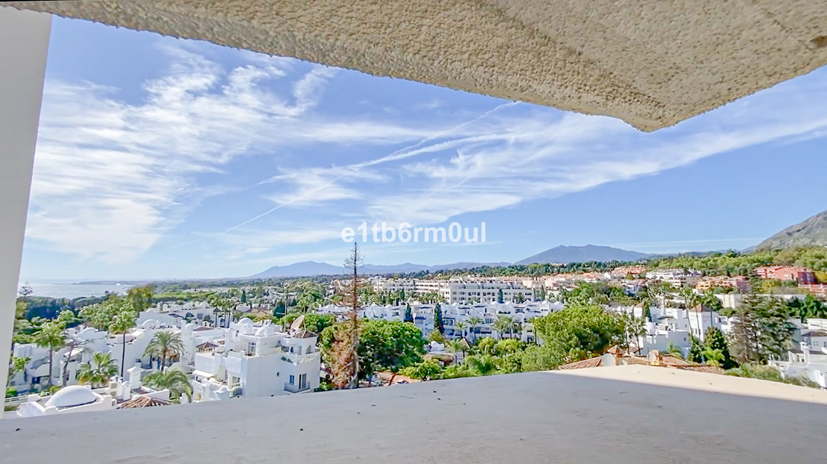 2 bedroom Penthouses for sale in Milla de Oro – R5026420 2 bedroom Penthouses for sale in Milla de Oro – R5026420