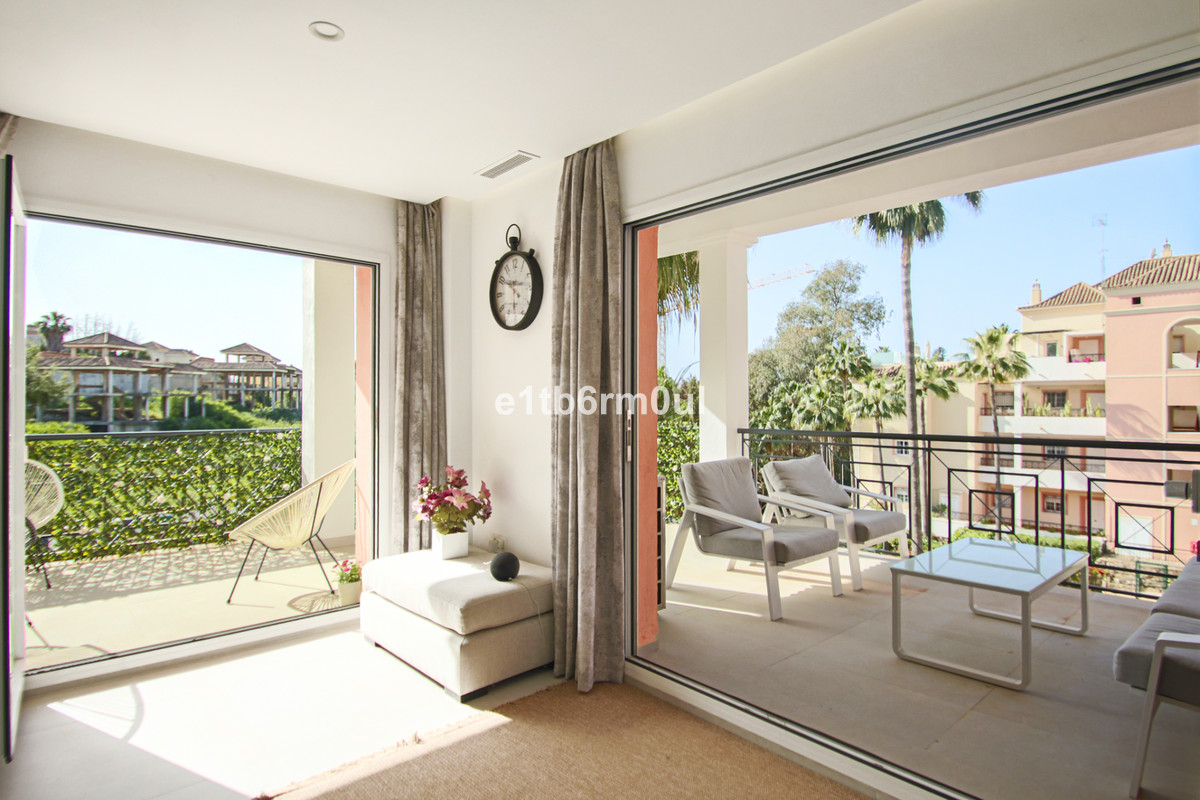 Apartamentos de 2 dormitorios en venta en Nueva Andalucía – R5365396 Apartamentos de 2 dormitorios en venta en Nueva Andalucía – R5365396