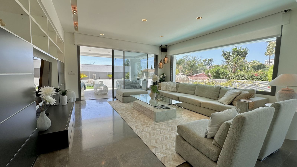 Villas de 4 dormitorios en venta en Nagüeles – R4316599 Villas de 4 dormitorios en venta en Nagüeles – R4316599