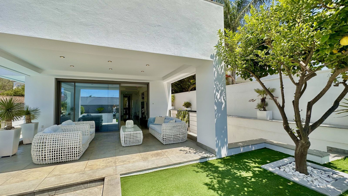 Villas de 4 dormitorios en venta en Nagüeles – R4316599 Villas de 4 dormitorios en venta en Nagüeles – R4316599