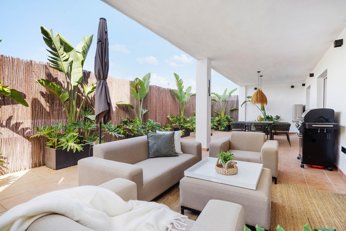 4 bedroom Apartments for sale in Nueva Andalucía – R5220361 4 bedroom Apartments for sale in Nueva Andalucía – R5220361