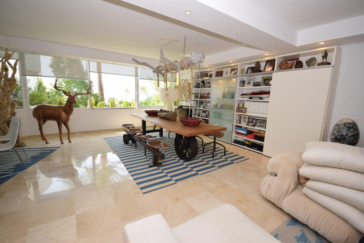 Apartamentos de 3 dormitorios en venta en Atalaya – R823240 Apartamentos de 3 dormitorios en venta en Atalaya – R823240