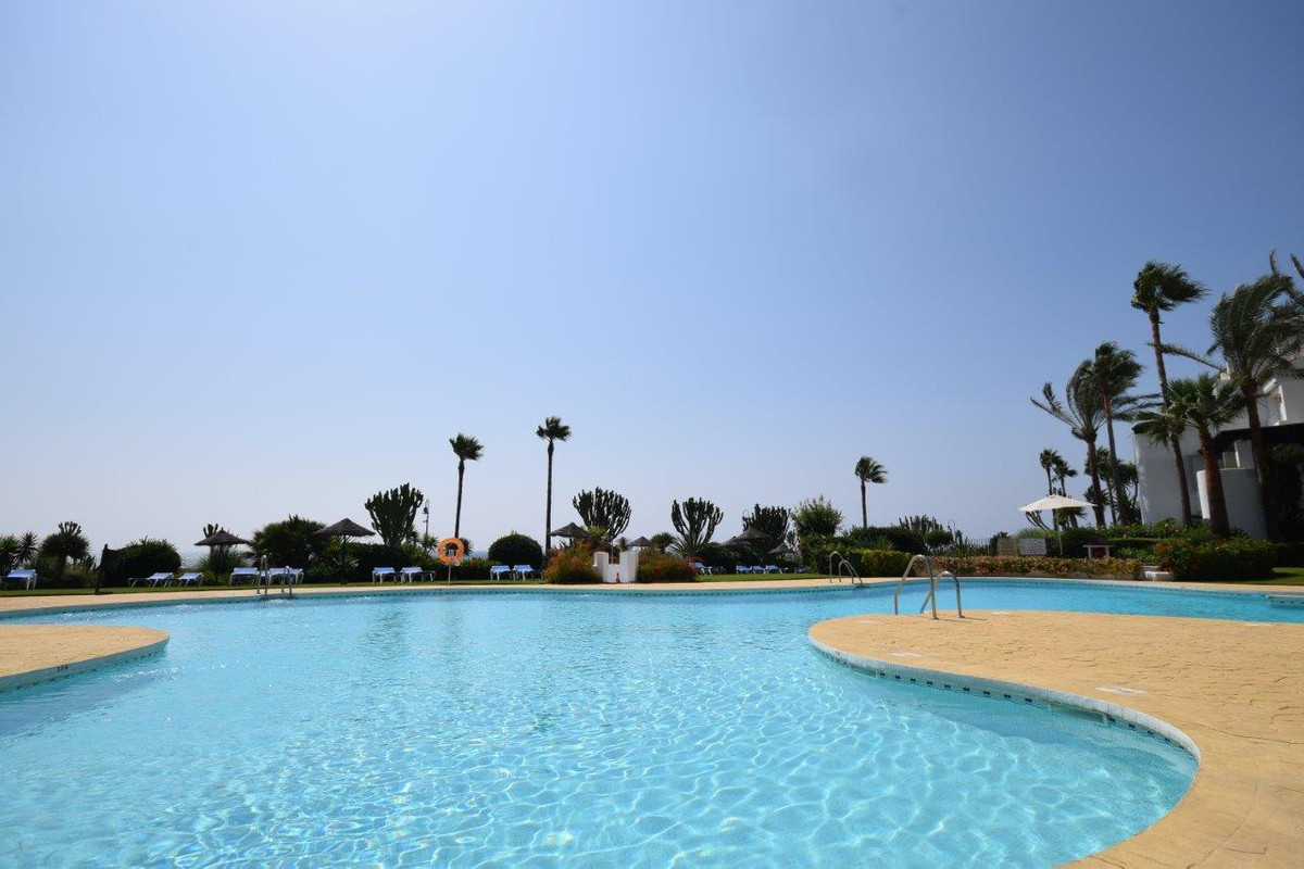 Apartamentos de 3 dormitorios en venta en Atalaya – R823240 Apartamentos de 3 dormitorios en venta en Atalaya – R823240