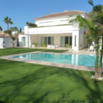 Villas de 5 dormitorios en venta en Guadalmina Baja – R2386847 Villas de 5 dormitorios en venta en Guadalmina Baja – R2386847