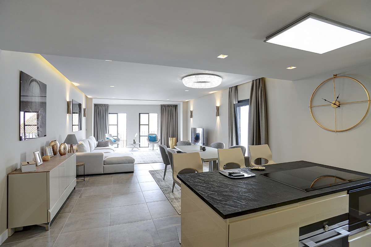 Apartamentos de 2 dormitorios en venta en Puerto Banús – R2998166 Apartamentos de 2 dormitorios en venta en Puerto Banús – R2998166