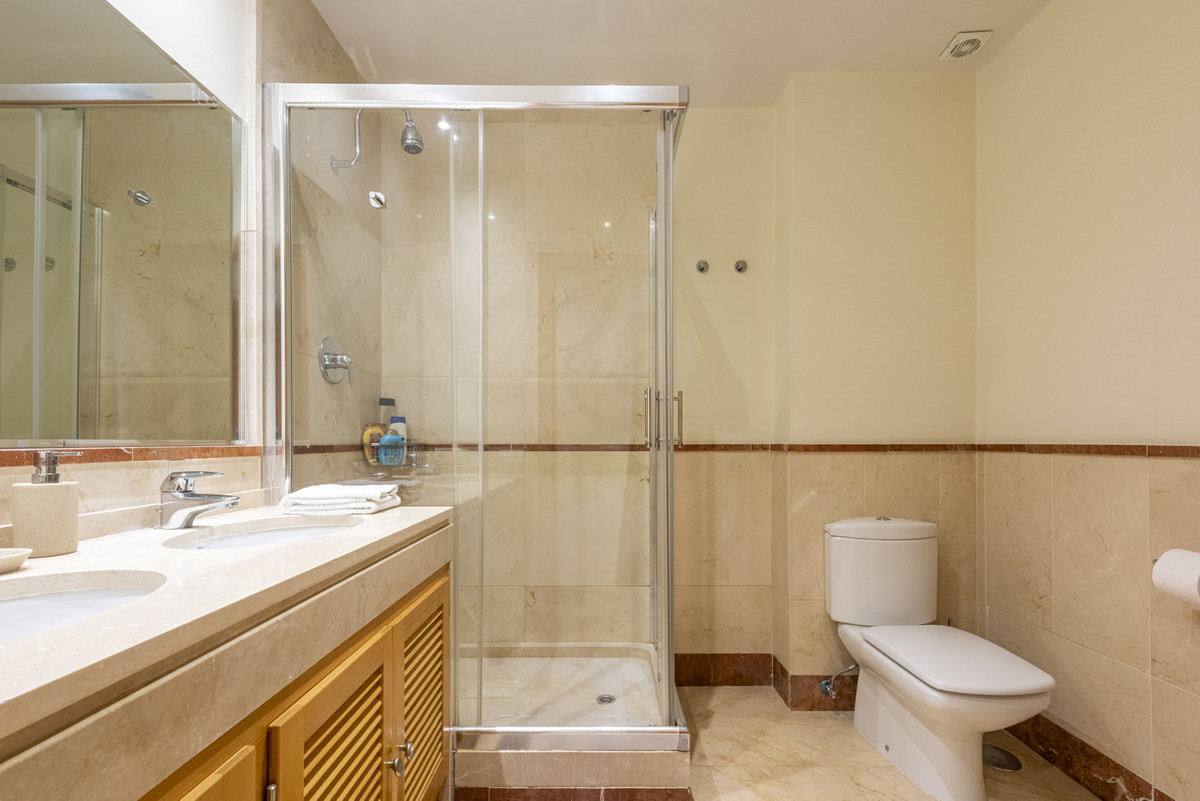 Apartamentos de 2 dormitorios en venta en Puerto Banús – R5206354 Apartamentos de 2 dormitorios en venta en Puerto Banús – R5206354