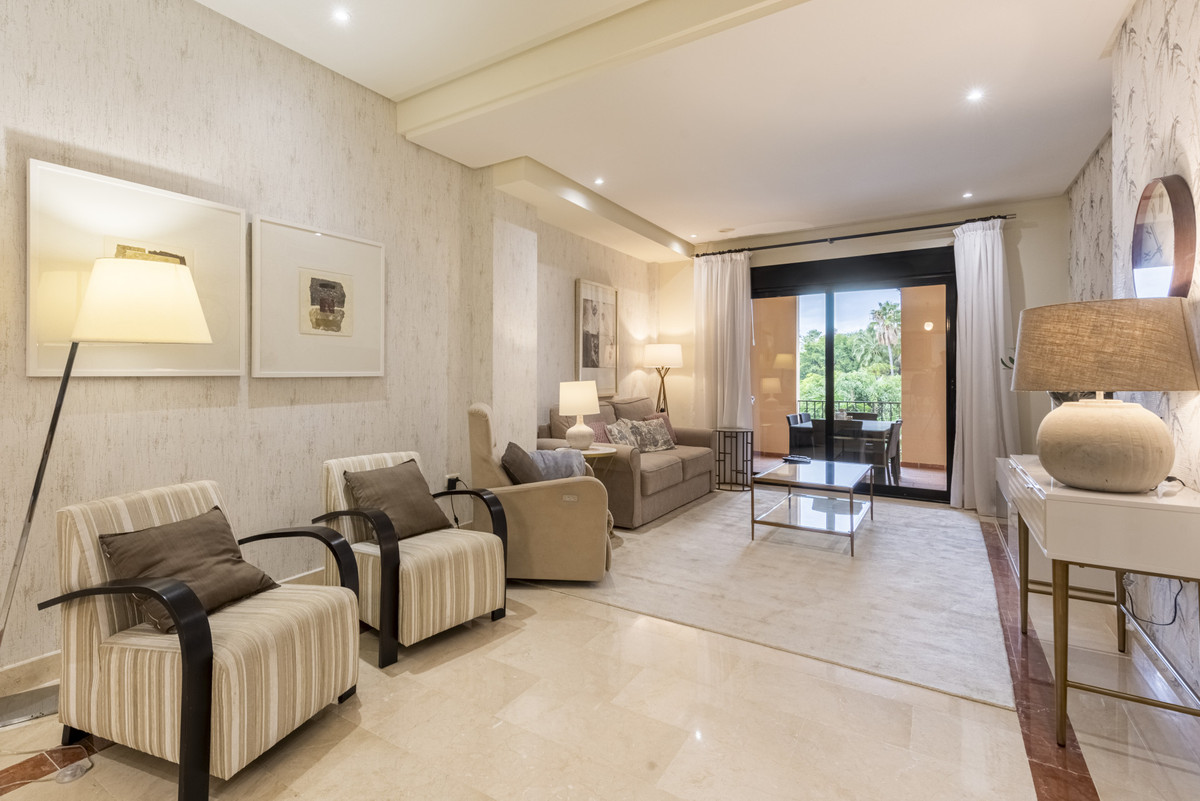 Apartamentos de 2 dormitorios en venta en Puerto Banús – R5206354 Apartamentos de 2 dormitorios en venta en Puerto Banús – R5206354