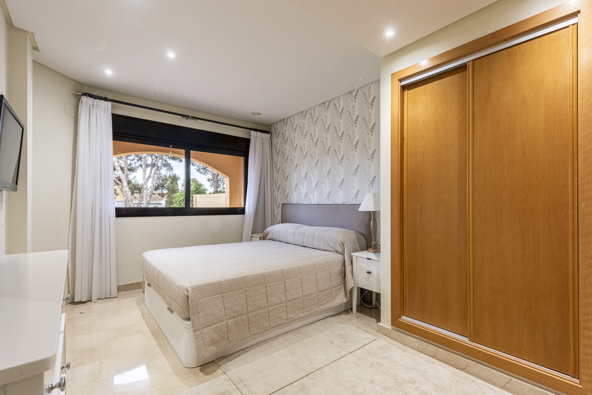 Apartamentos de 2 dormitorios en venta en Puerto Banús – R5206354 Apartamentos de 2 dormitorios en venta en Puerto Banús – R5206354