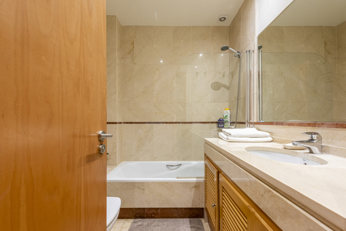 Apartamentos de 2 dormitorios en venta en Puerto Banús – R5206354 Apartamentos de 2 dormitorios en venta en Puerto Banús – R5206354