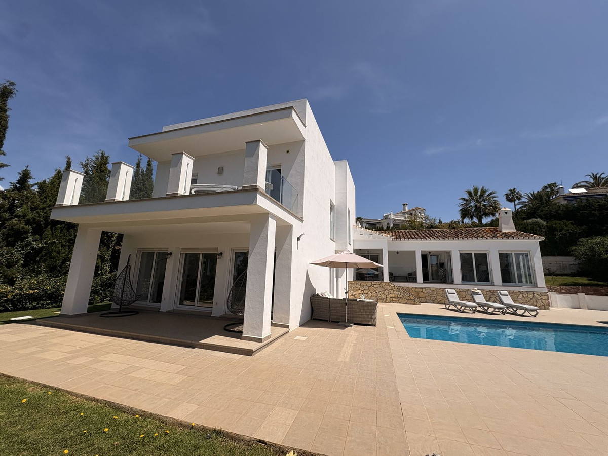 Villas de 6 dormitorios en venta en Mijas – R5369140 Villas de 6 dormitorios en venta en Mijas – R5369140