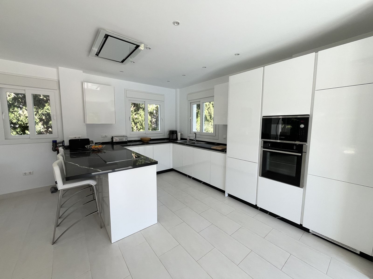 Villas de 6 dormitorios en venta en Mijas – R5369140 Villas de 6 dormitorios en venta en Mijas – R5369140