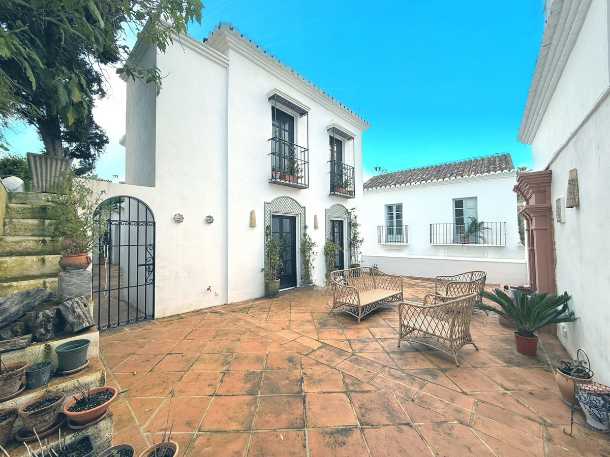 4 bedroom Semi-detached for sale in Marbella – R4979035 4 bedroom Semi-detached for sale in Marbella – R4979035