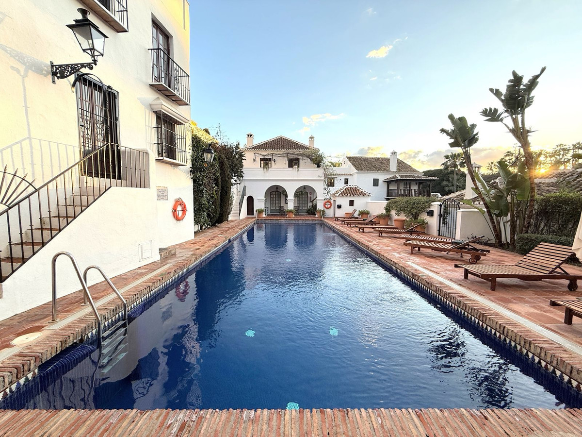 4 bedroom Semi-detached for sale in Marbella – R4979035 4 bedroom Semi-detached for sale in Marbella – R4979035