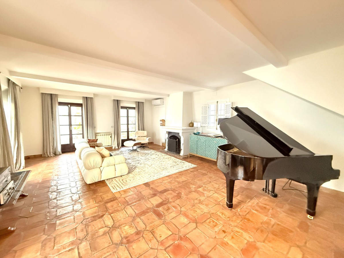 4 bedroom Semi-detached for sale in Marbella – R4979035 4 bedroom Semi-detached for sale in Marbella – R4979035