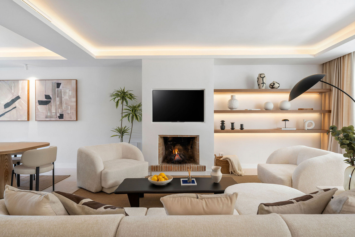 Adosados de 4 dormitorios en venta en Nueva Andalucía – R5075620 Adosados de 4 dormitorios en venta en Nueva Andalucía – R5075620