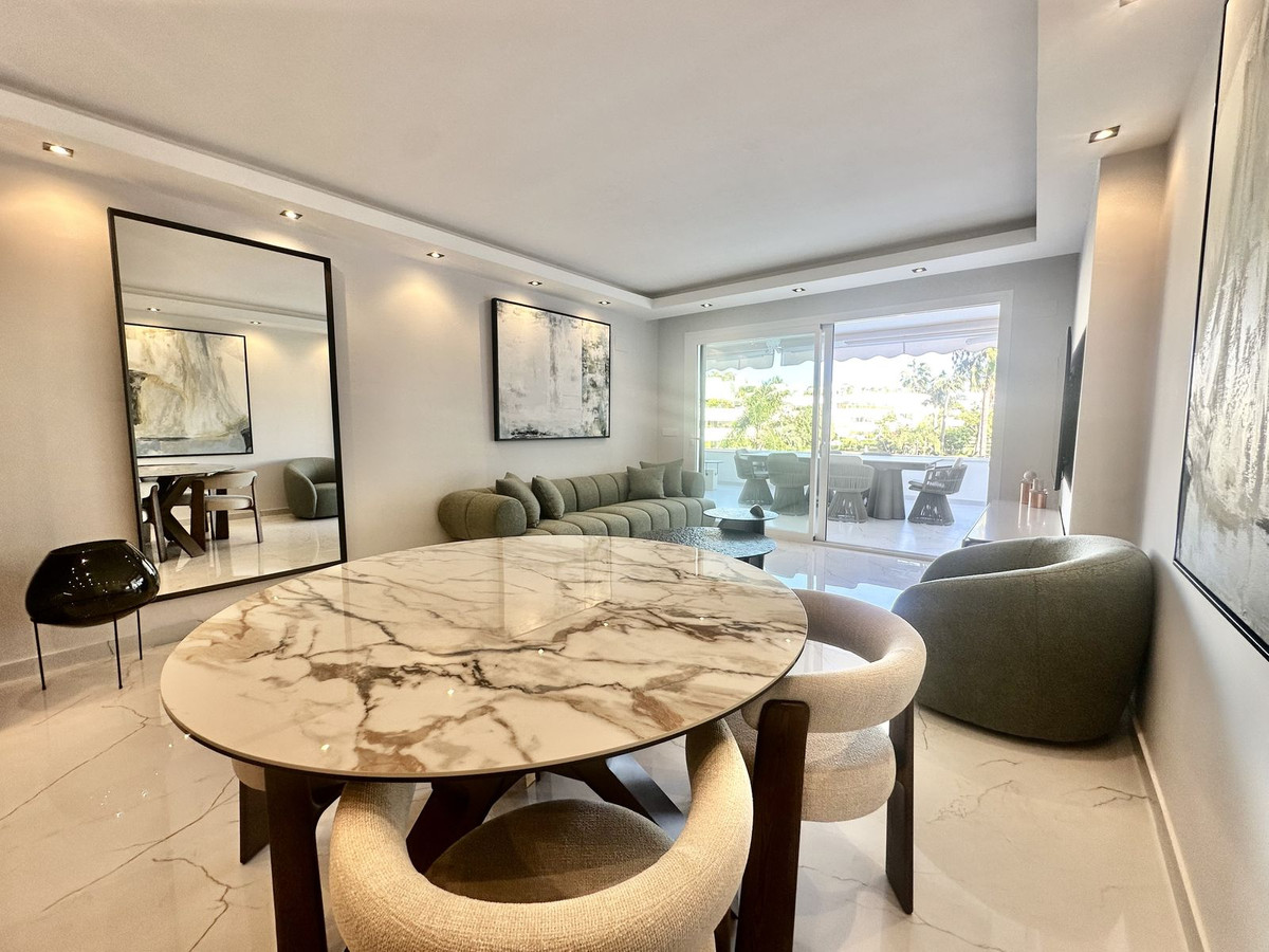 Apartamentos de 3 dormitorios en venta en Marbella – R5202604 Apartamentos de 3 dormitorios en venta en Marbella – R5202604