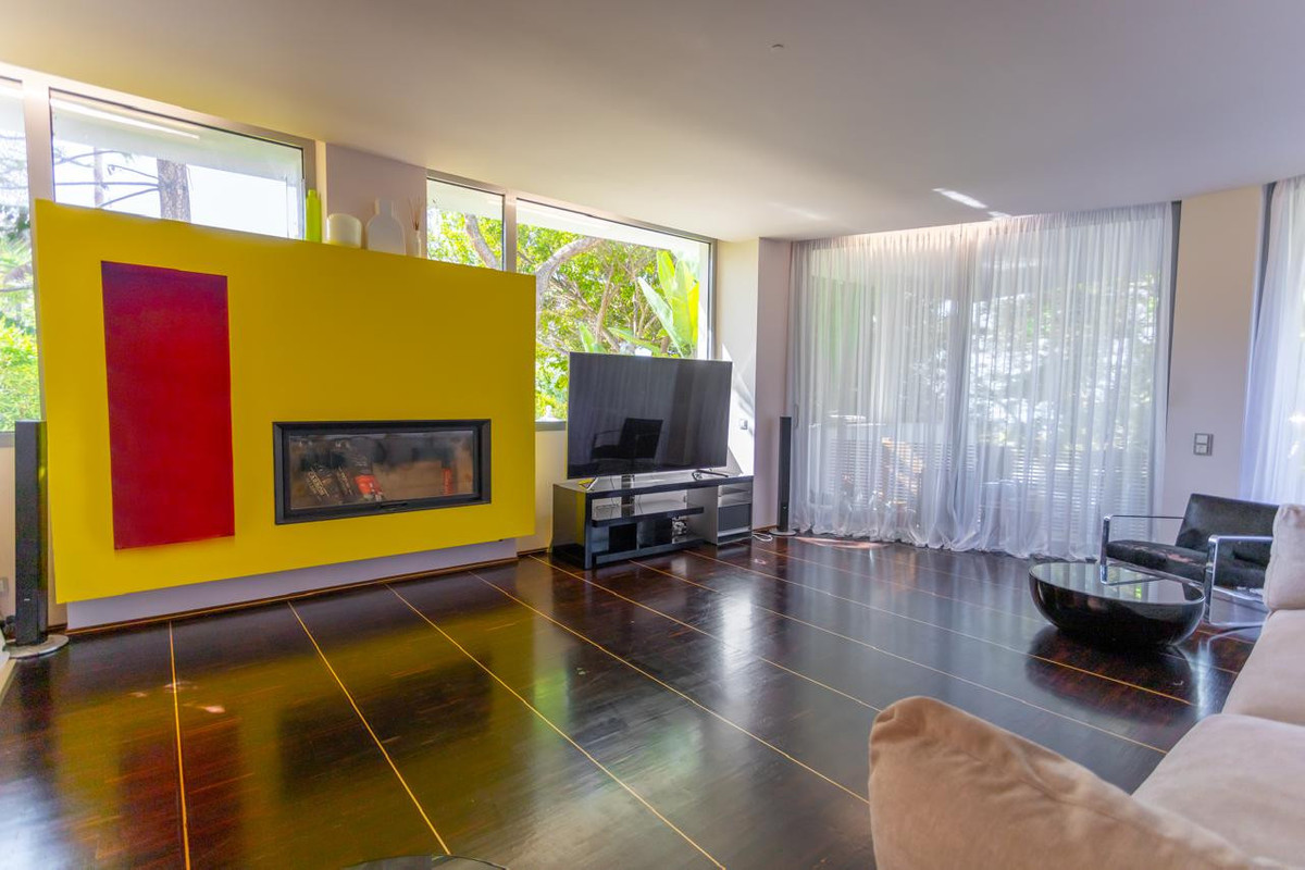 Pareados de 4 dormitorios en venta en Milla de Oro – R5382364 Pareados de 4 dormitorios en venta en Milla de Oro – R5382364