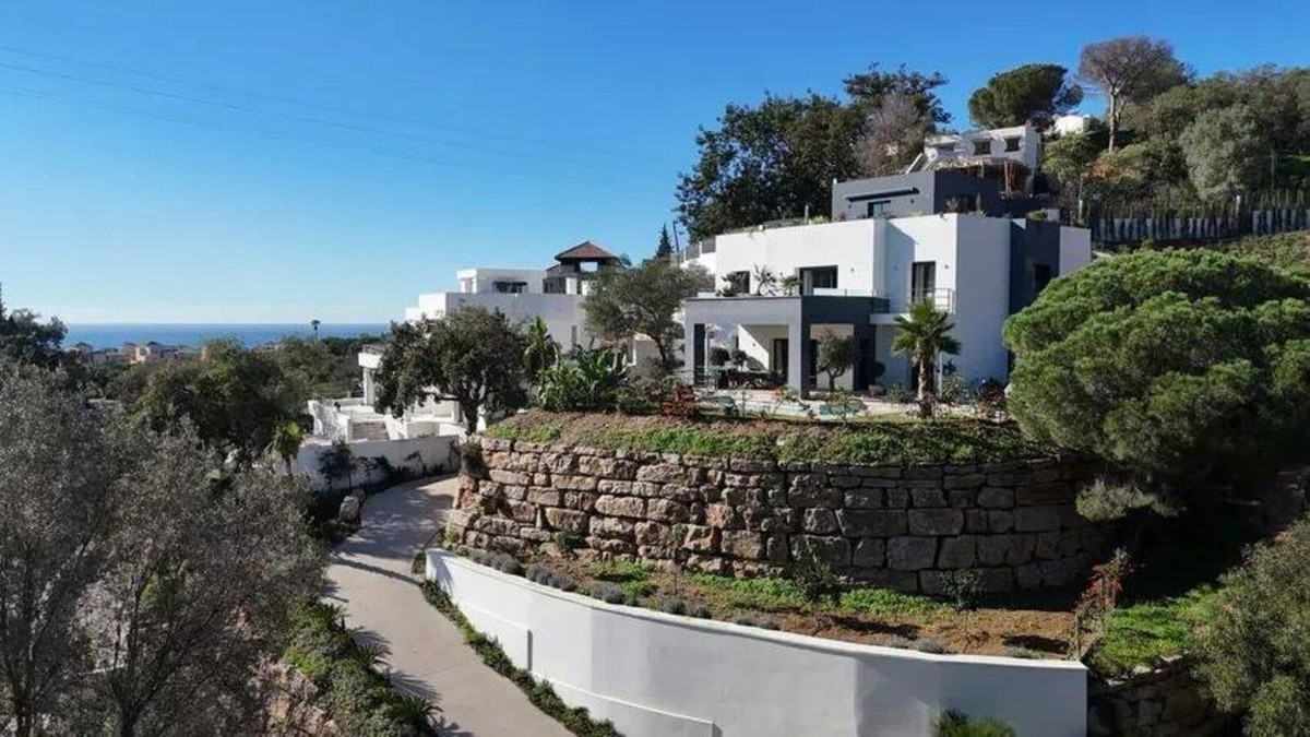 Villas de 4 dormitorios en venta en Elviria – R4930855 Villas de 4 dormitorios en venta en Elviria – R4930855