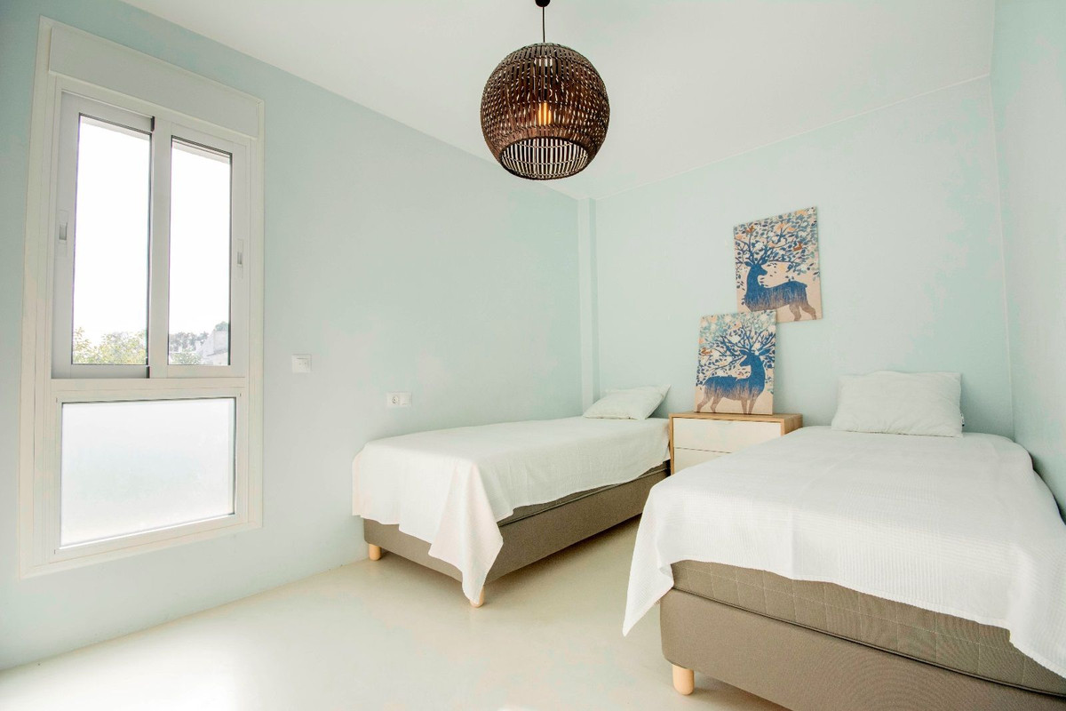 Apartamentos de 3 dormitorios en venta en Elviria – R5220169 Apartamentos de 3 dormitorios en venta en Elviria – R5220169