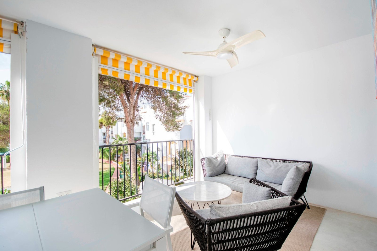 Apartamentos de 3 dormitorios en venta en Elviria – R5220169 Apartamentos de 3 dormitorios en venta en Elviria – R5220169