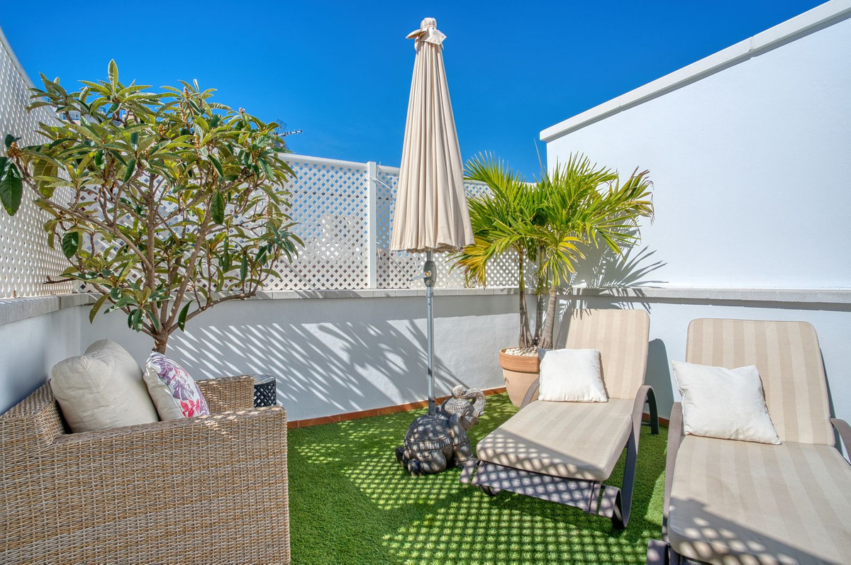 4 bedroom Townhouses for sale in Marbella – R4981357 4 bedroom Townhouses for sale in Marbella – R4981357
