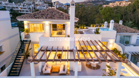 3 bedroom Apartments for sale in Marbella – R5401990