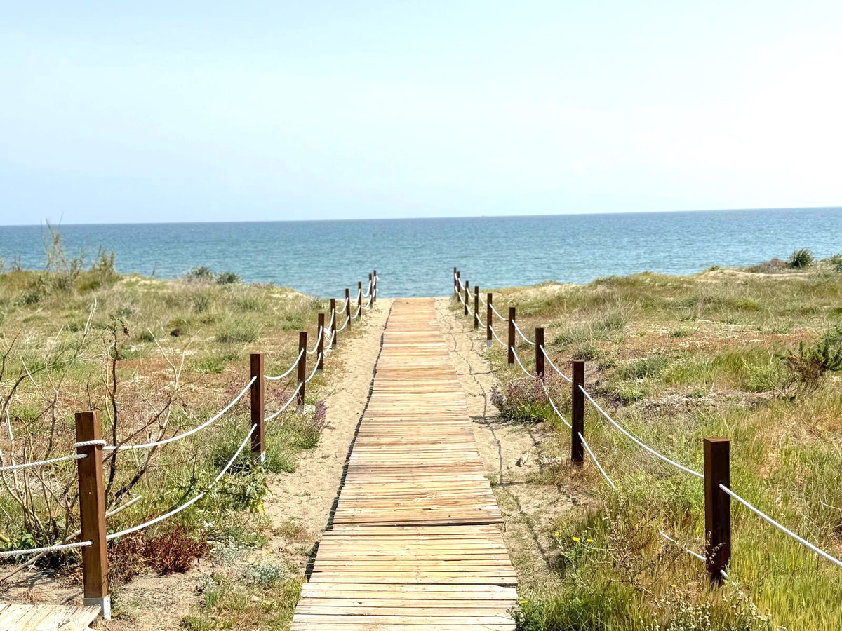 3 bedroom Apartments for sale in Atalaya – R5026123 3 bedroom Apartments for sale in Atalaya – R5026123