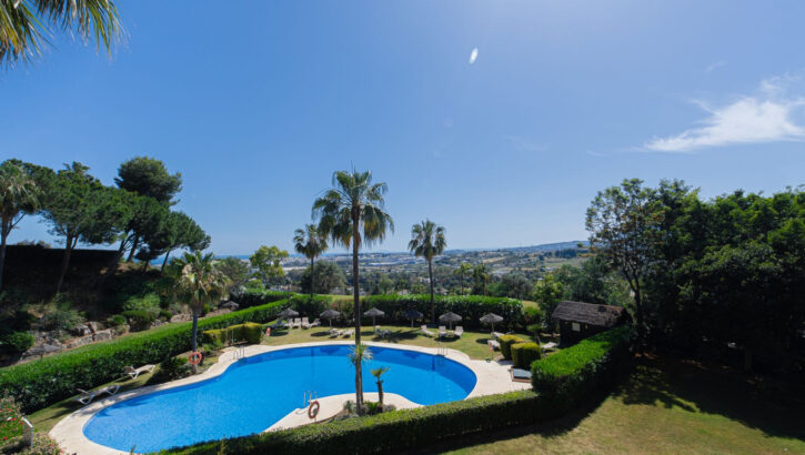 Apartamentos de 3 dormitorios en venta en Nueva Andalucía – R5402008 Apartamentos de 3 dormitorios en venta en Nueva Andalucía – R5402008 en