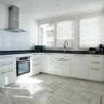 Apartamentos de 3 dormitorios en venta en Marbella – R5220139 Apartamentos de 3 dormitorios en venta en Marbella – R5220139