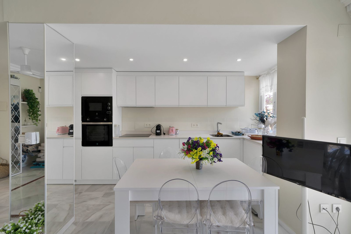 Apartamentos de 2 dormitorios en venta en Nueva Andalucía – R5423131 Apartamentos de 2 dormitorios en venta en Nueva Andalucía – R5423131