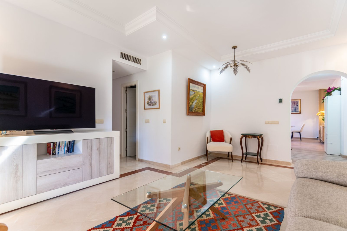 Apartamentos de 3 dormitorios en venta en Elviria – R5315203 Apartamentos de 3 dormitorios en venta en Elviria – R5315203