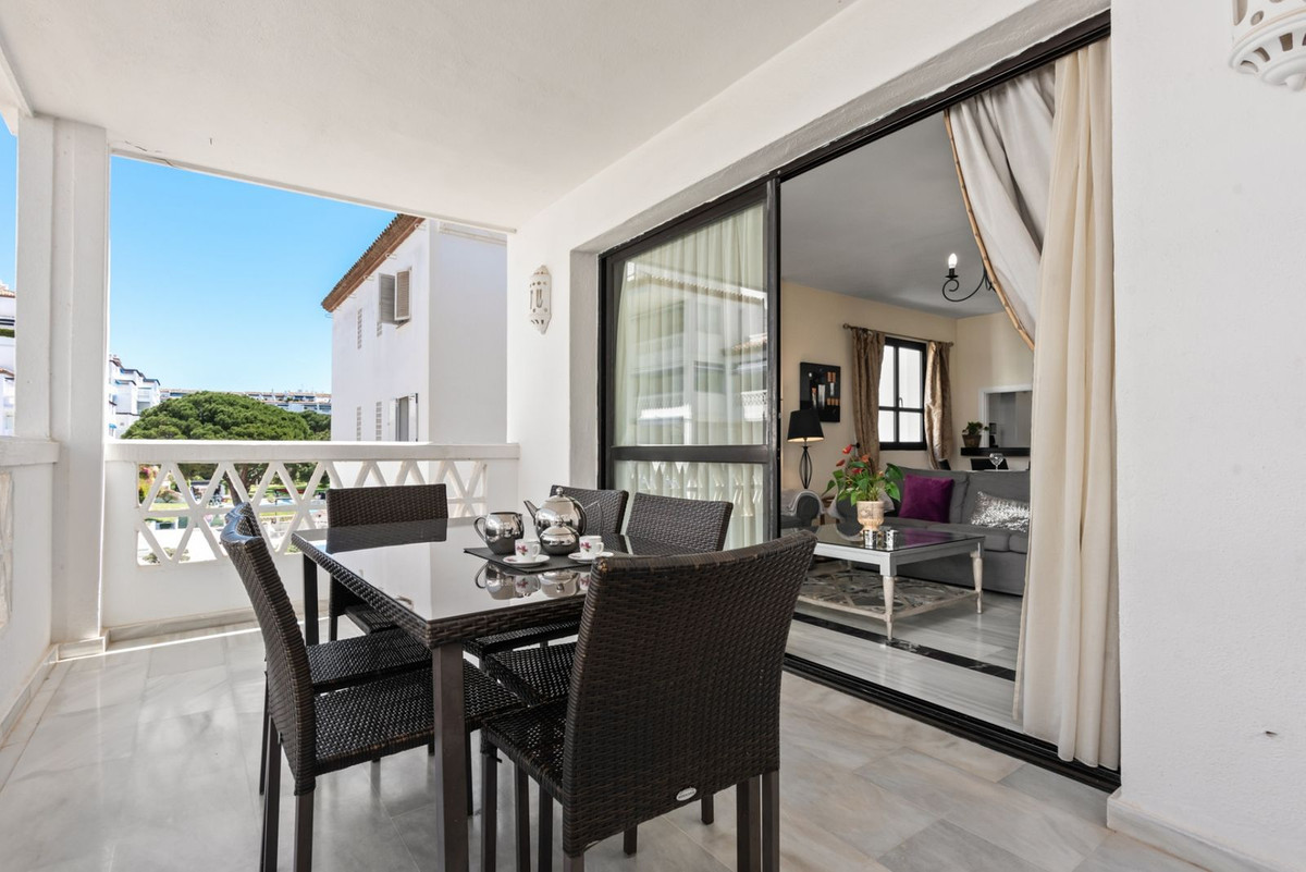 2 bedroom Apartments for sale in Puerto Banús – R5306425 2 bedroom Apartments for sale in Puerto Banús – R5306425