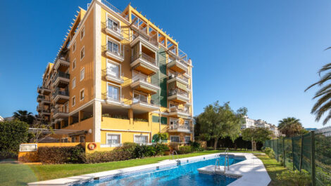 3 bedroom Apartments for sale in Marbella – R4731361