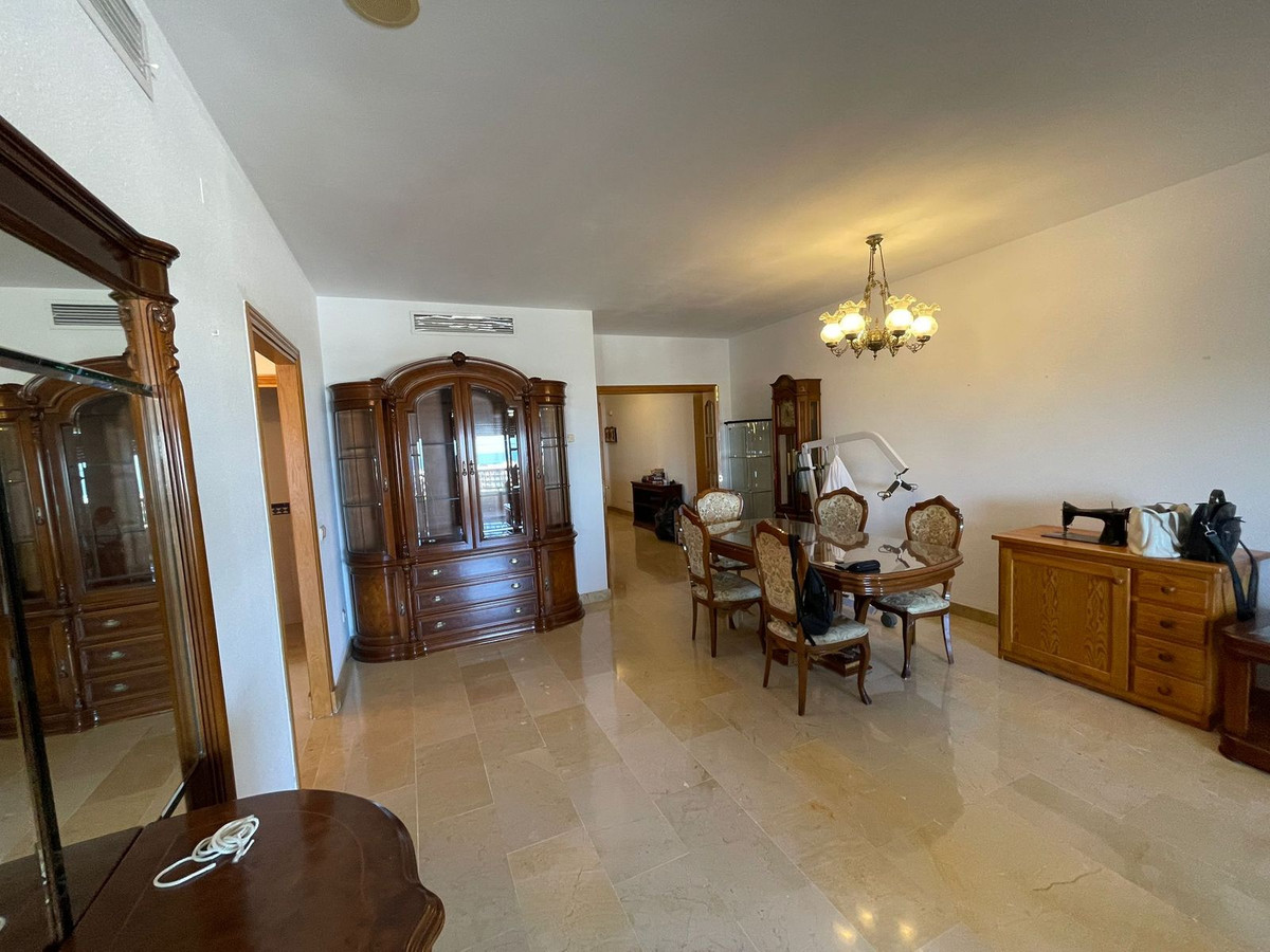 Apartamentos de 3 dormitorios en venta en San Pedro de Alcántara – R5401003 Apartamentos de 3 dormitorios en venta en San Pedro de Alcántara – R5401003
